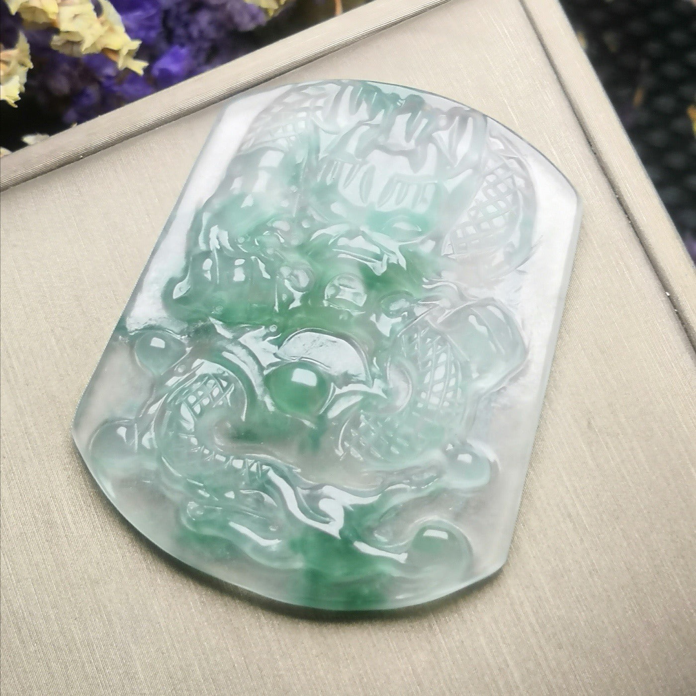 Ice Floating Flower Jade Dragon Card