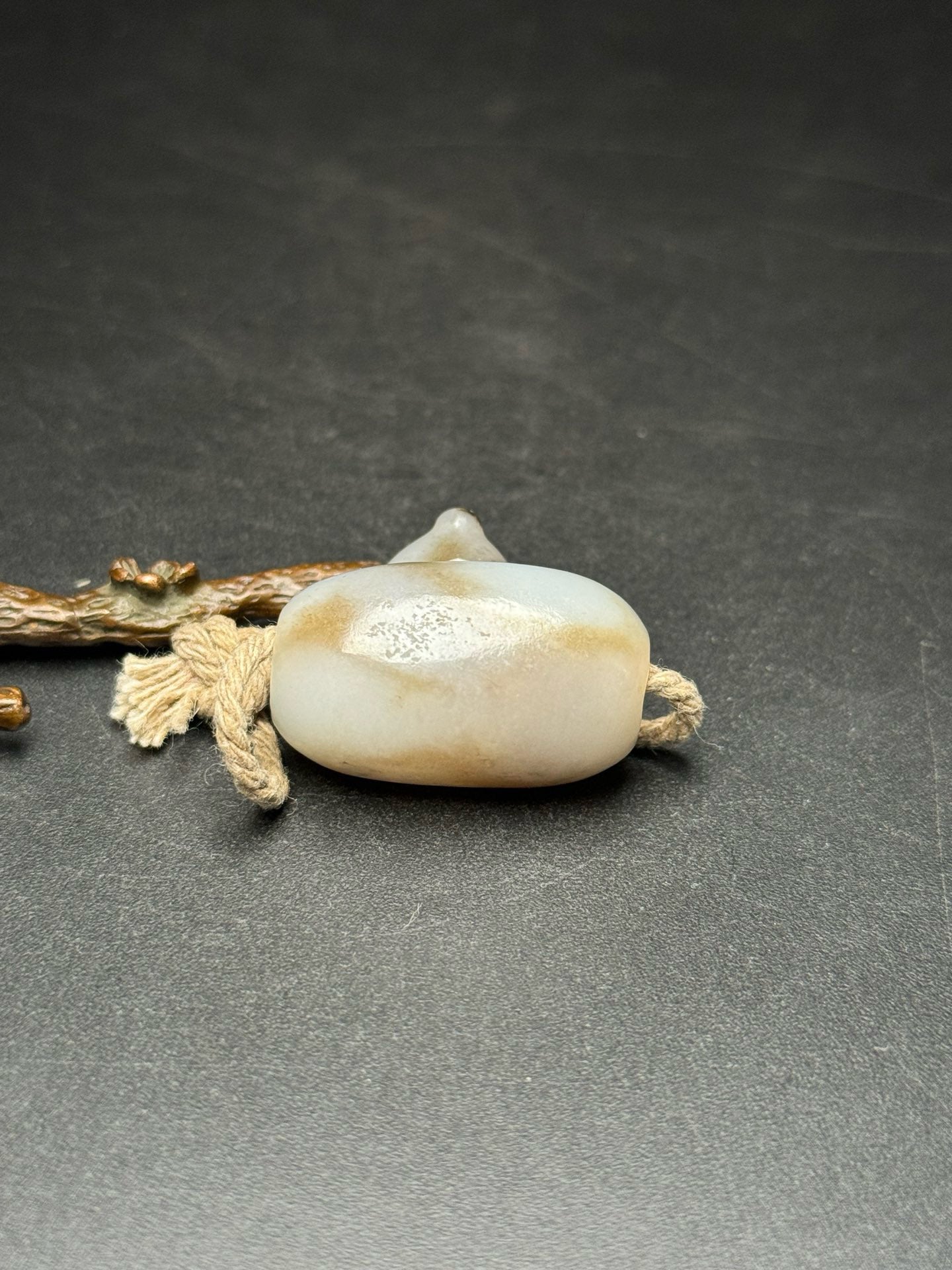 Chinese Antique Hotan Jade Lezi