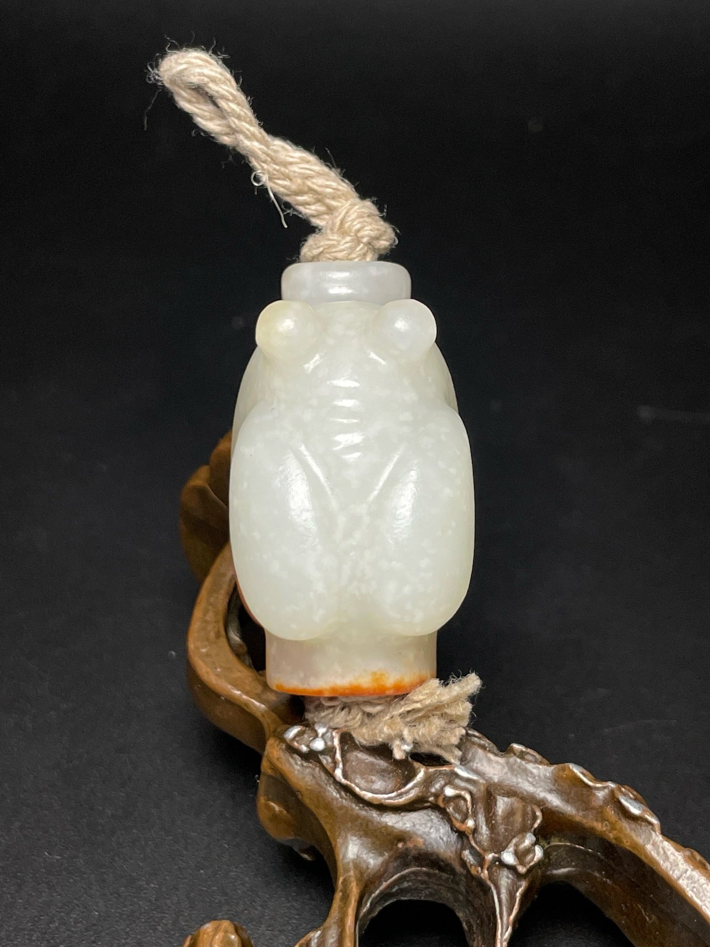 Chinese Antique Hotan Jade Wengzhong