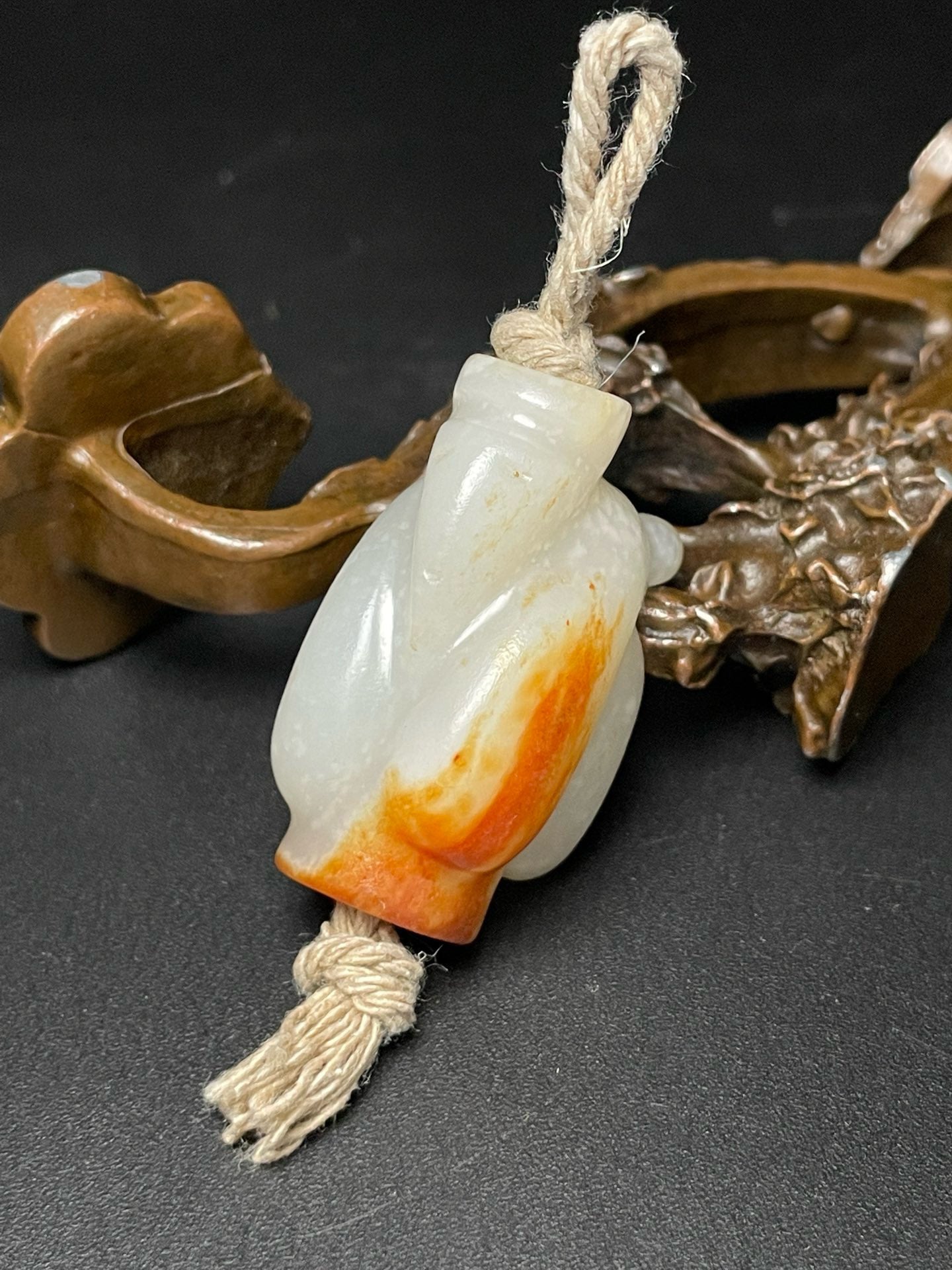 Chinese Antique Hotan Jade Wengzhong