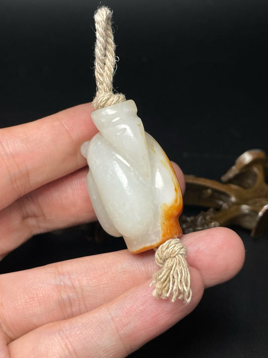 Chinese Antique Hotan Jade Wengzhong