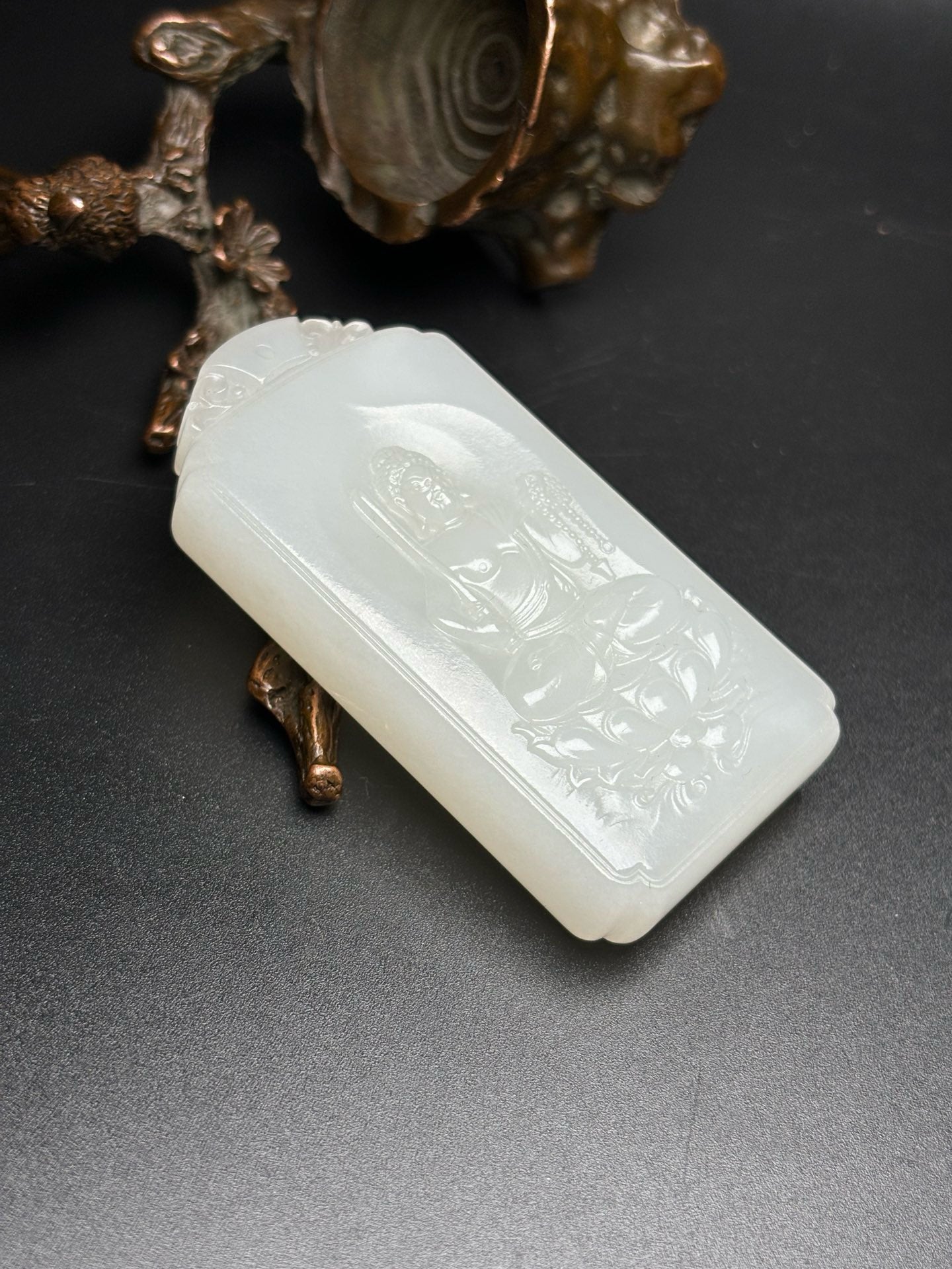 Chinese Antique Hotan Jade Budong Mingwang