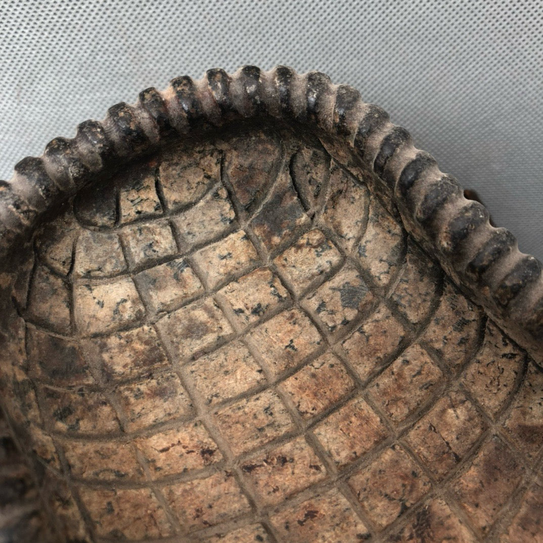 Chinese antique meteorite dustpan