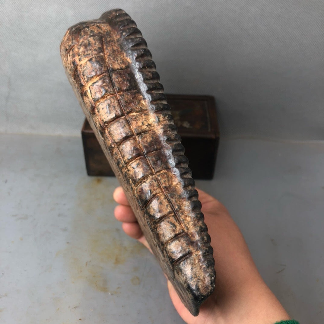 Chinese antique meteorite dustpan