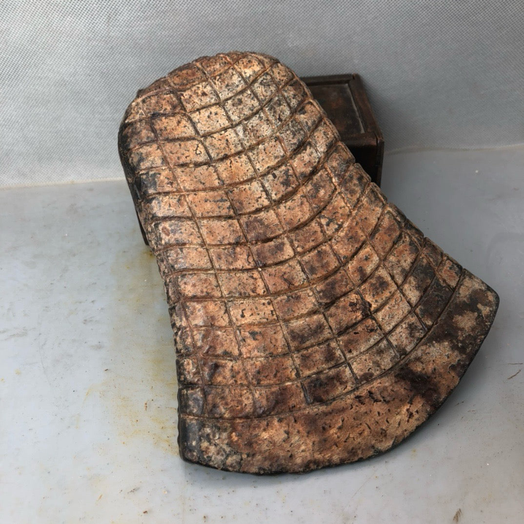 Chinese antique meteorite dustpan