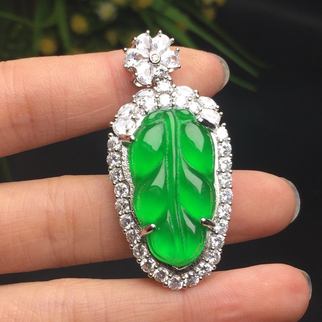 Ice green golden branches and jade leaves