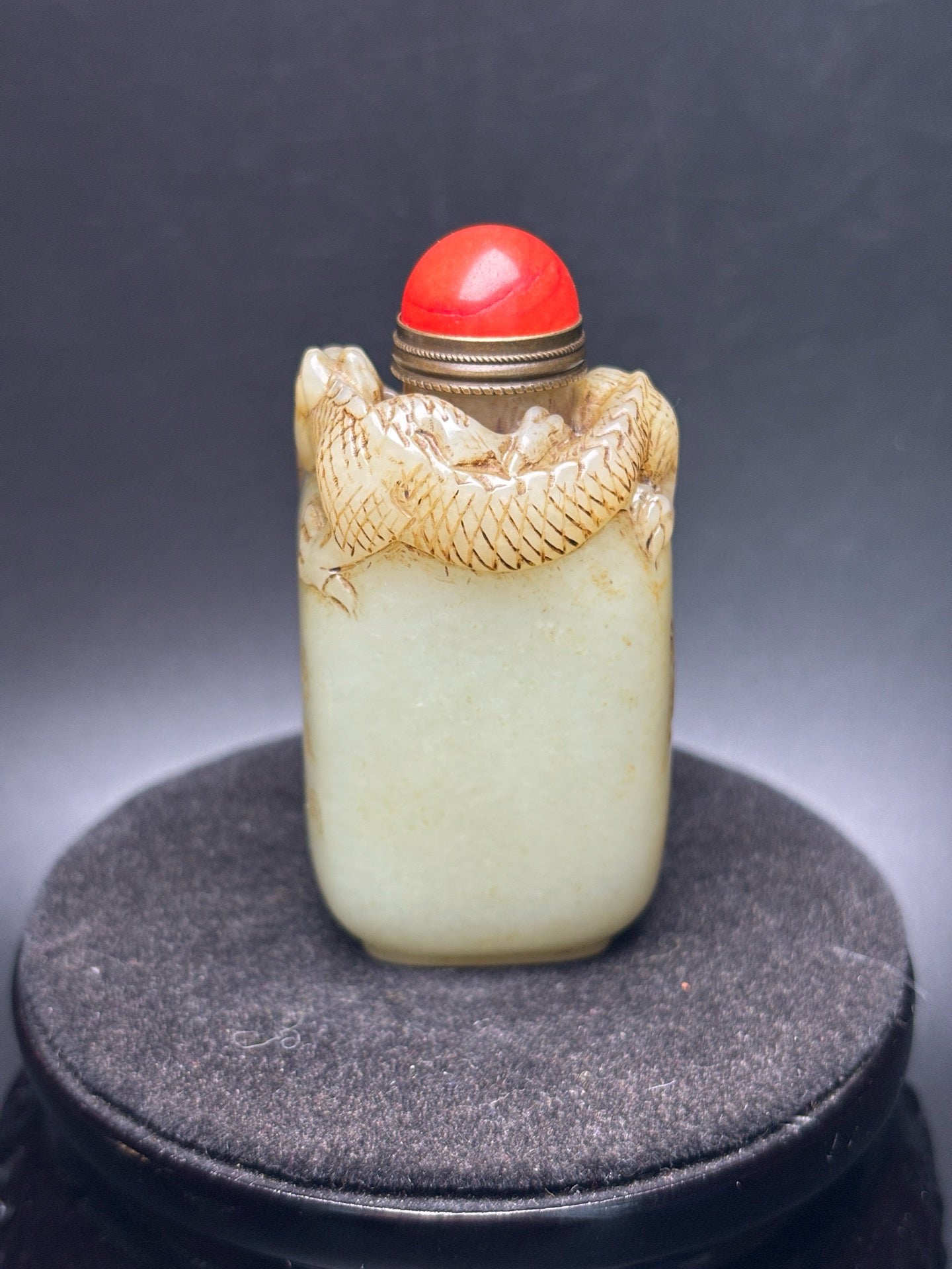Chinese Antiques and Tian Yulong Snuff Bottle