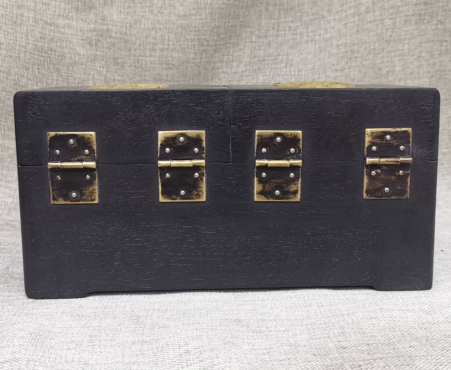 Blood sandalwood inlaid old jade wooden box