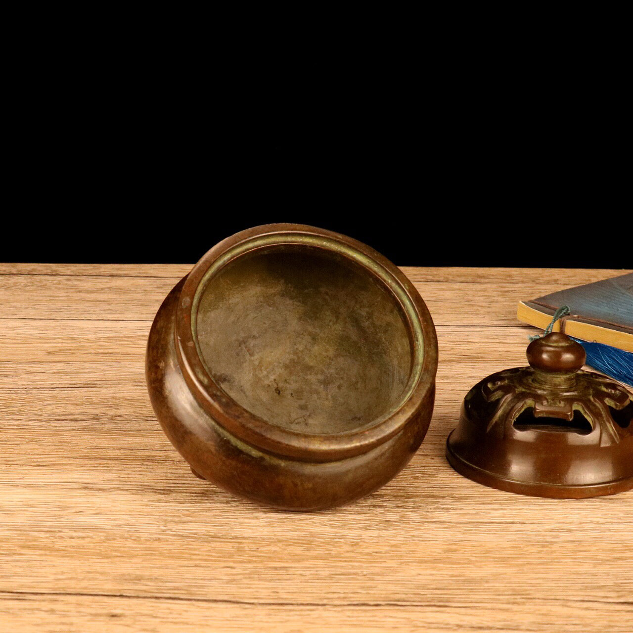 Chinese antique round incense burner