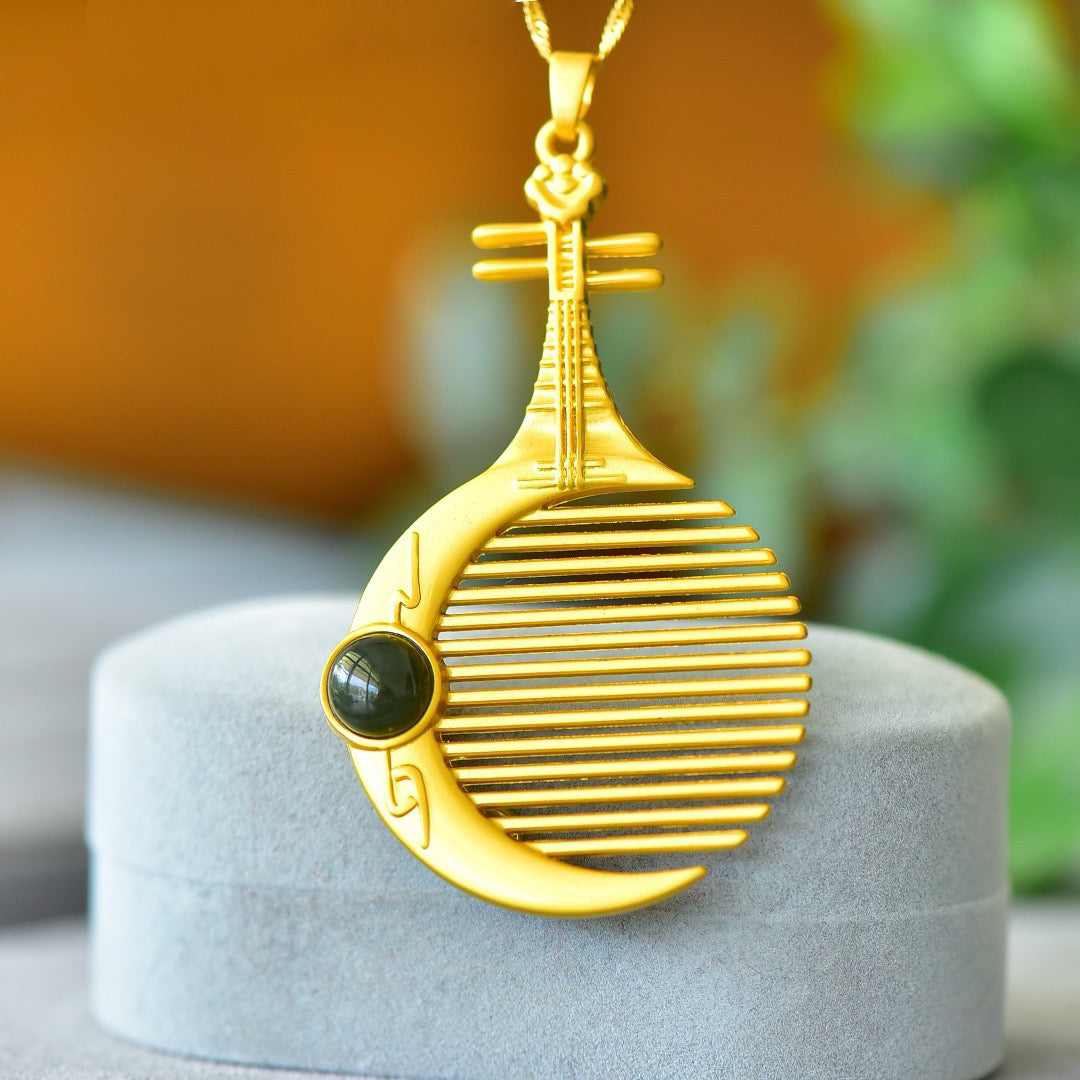 Copper inlaid Hotan Jade drum face pipa comb fashion pendant