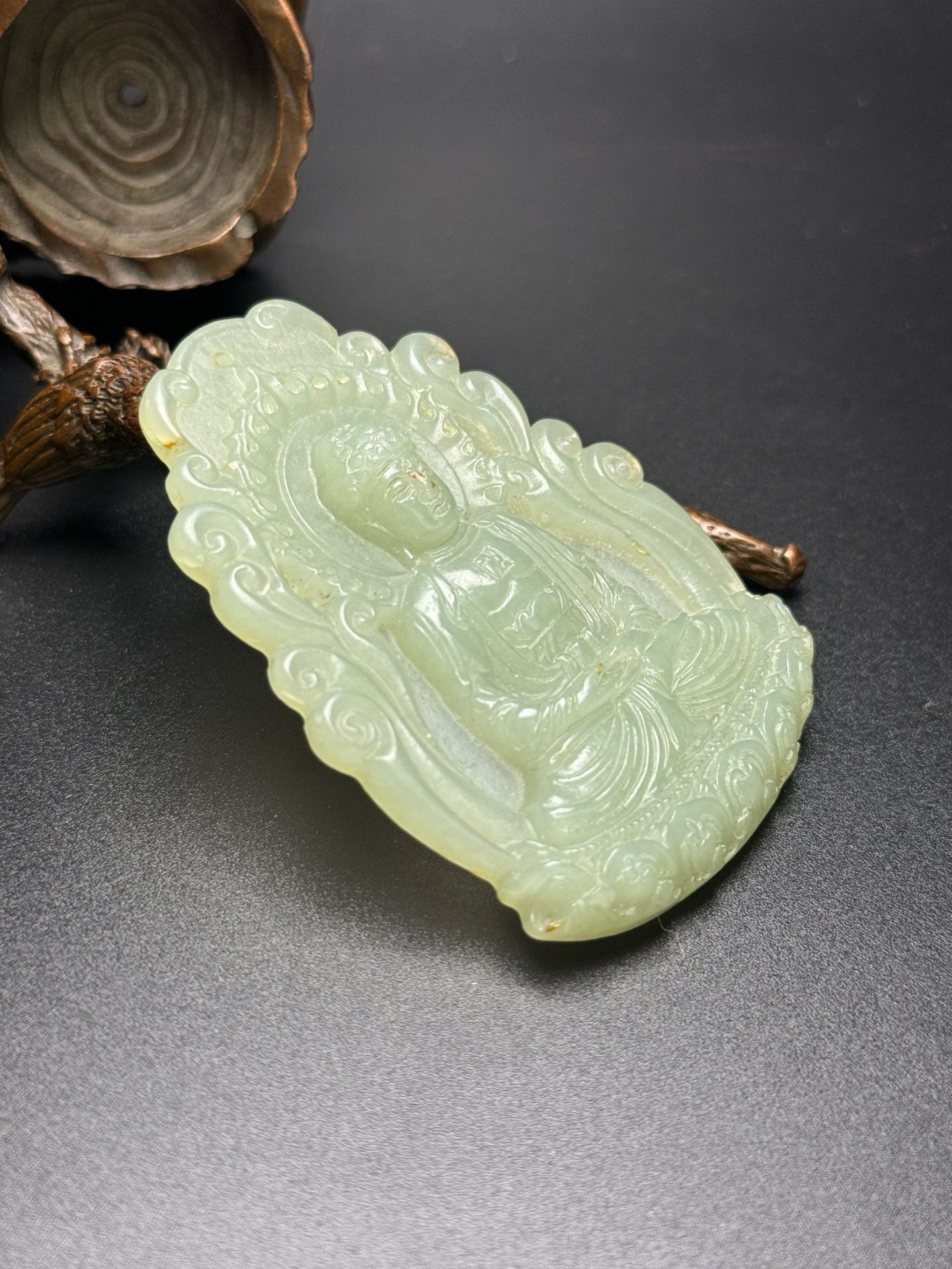 Chinese antique Hotan Jade Buddha was listed
