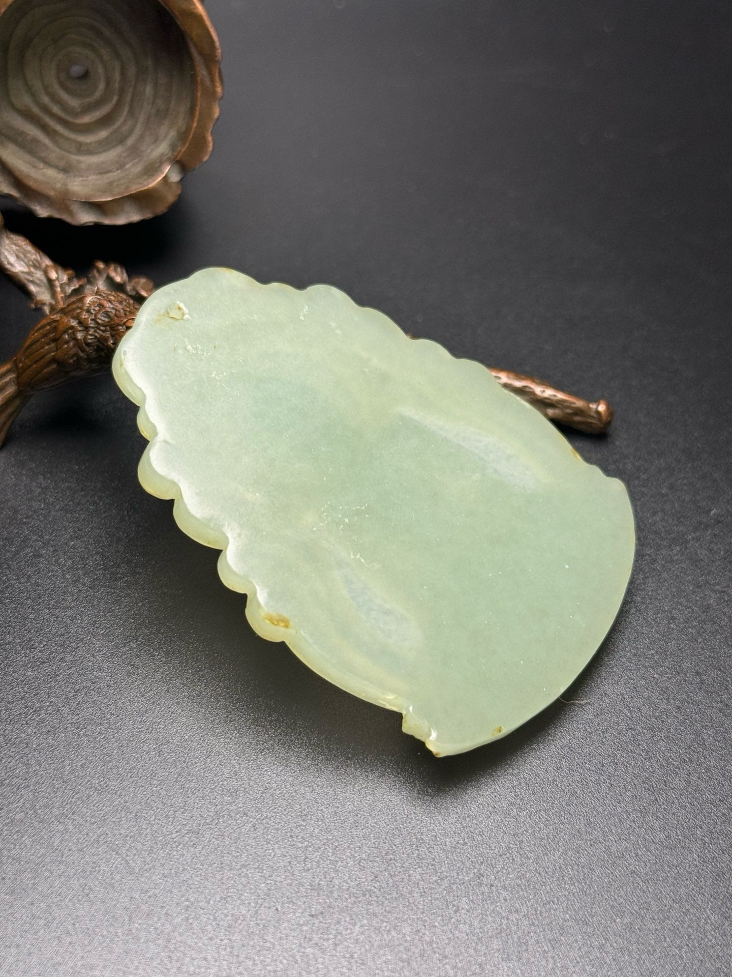Chinese antique Hotan Jade Buddha was listed