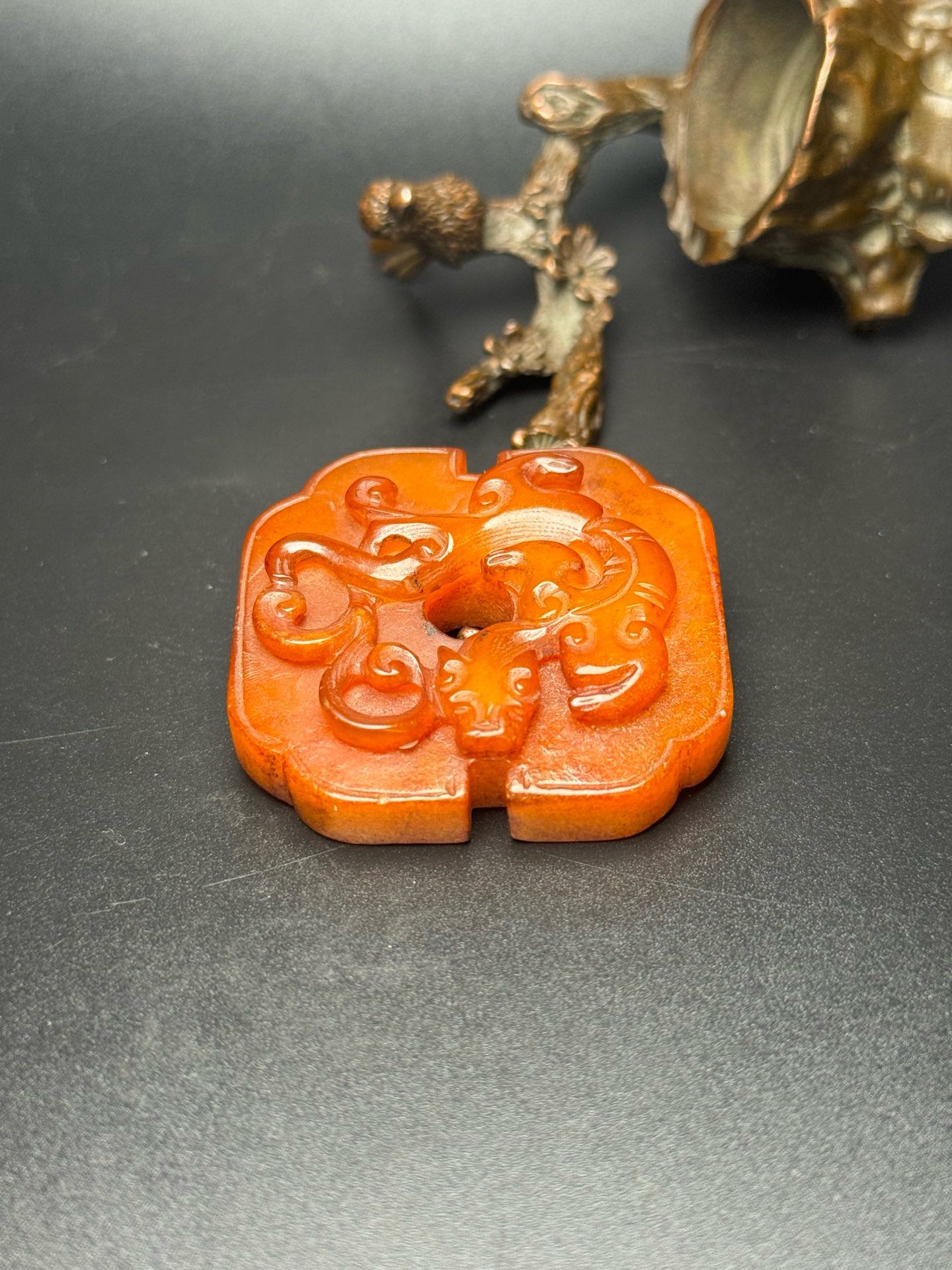Chinese Antiques and Tian Yu Chi Long Yu Bi