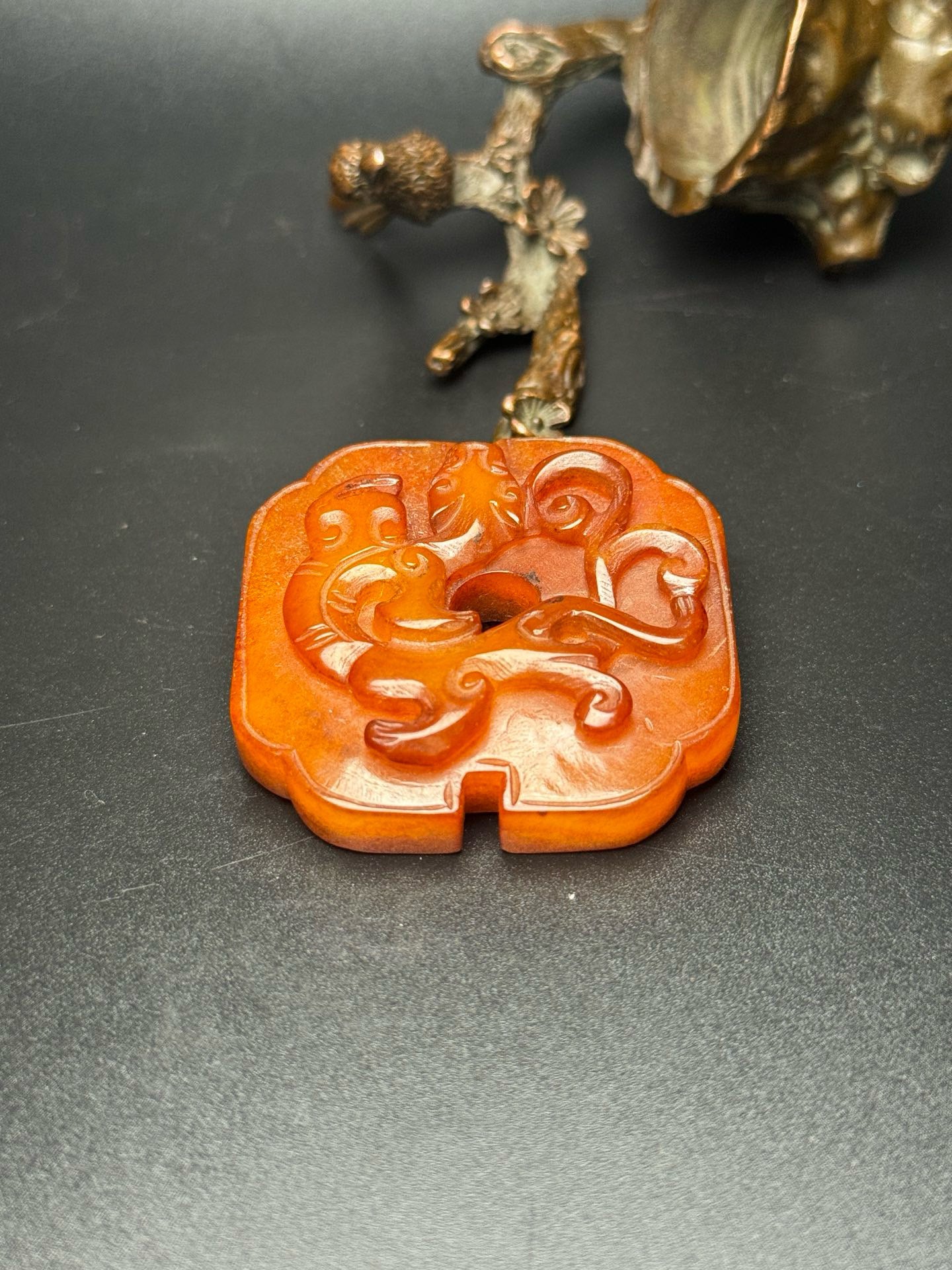 Chinese Antiques and Tian Yu Chi Long Yu Bi