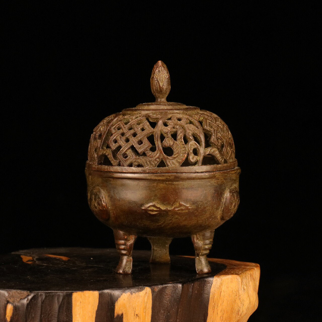 Chinese antique incense burner
