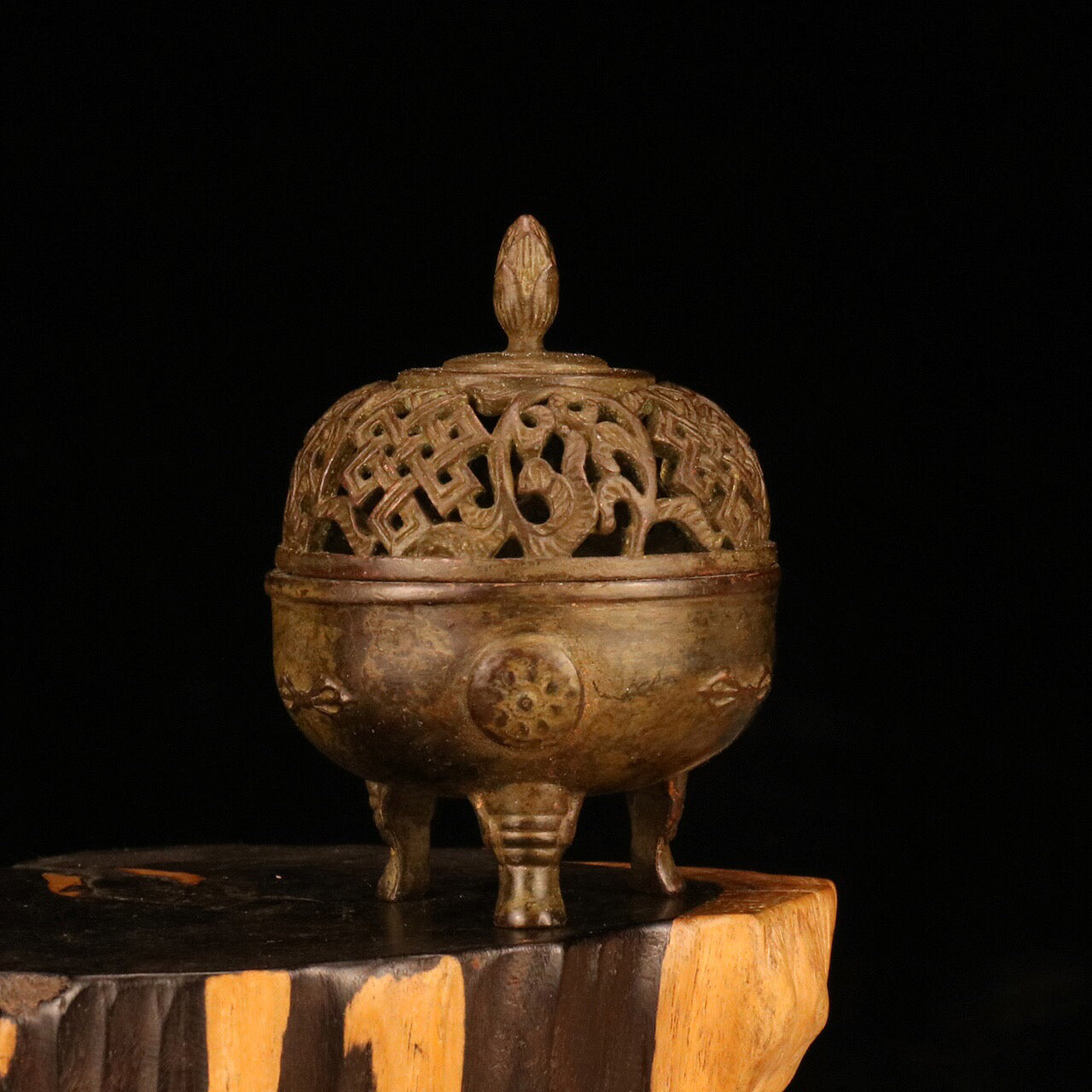 Chinese antique incense burner