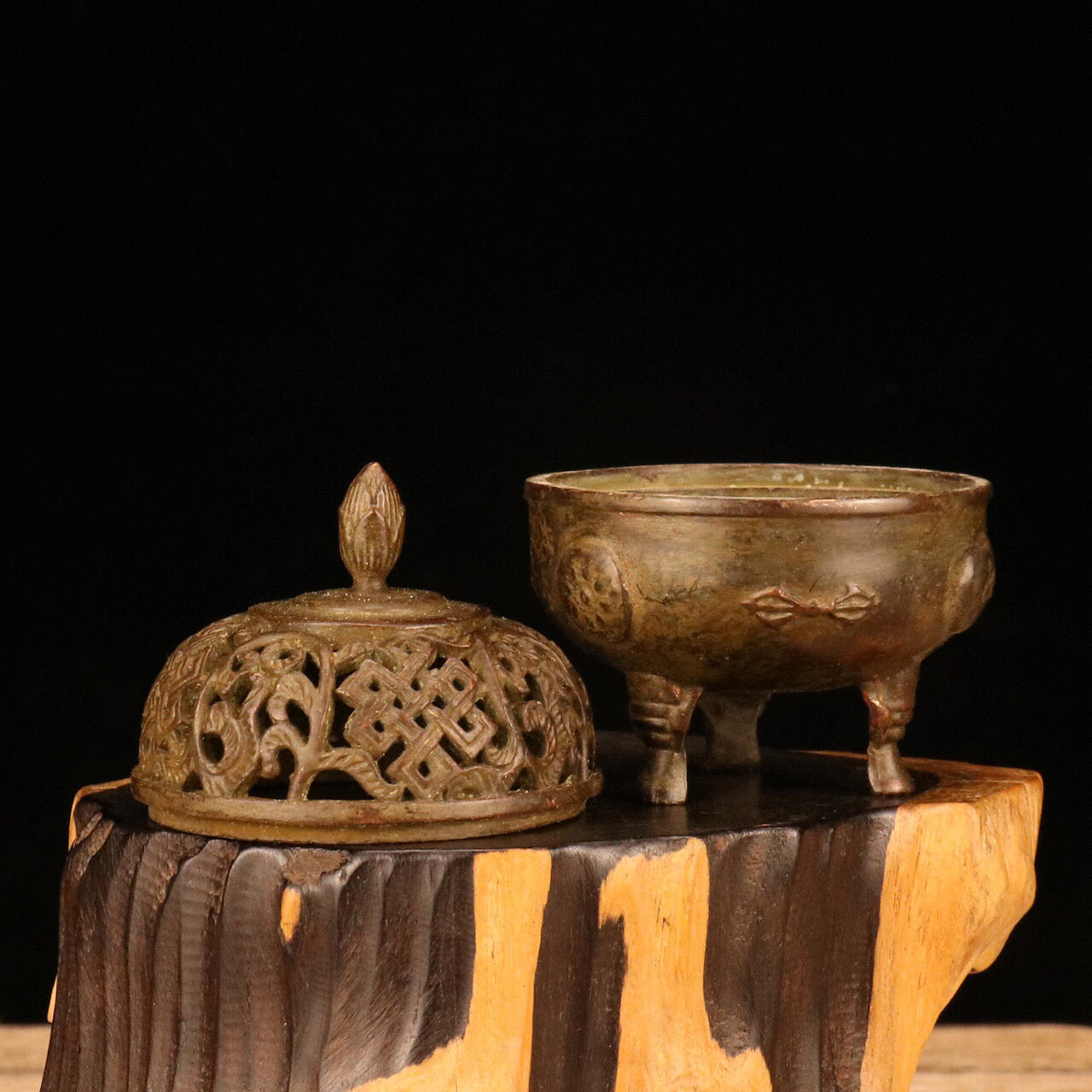 Chinese antique incense burner