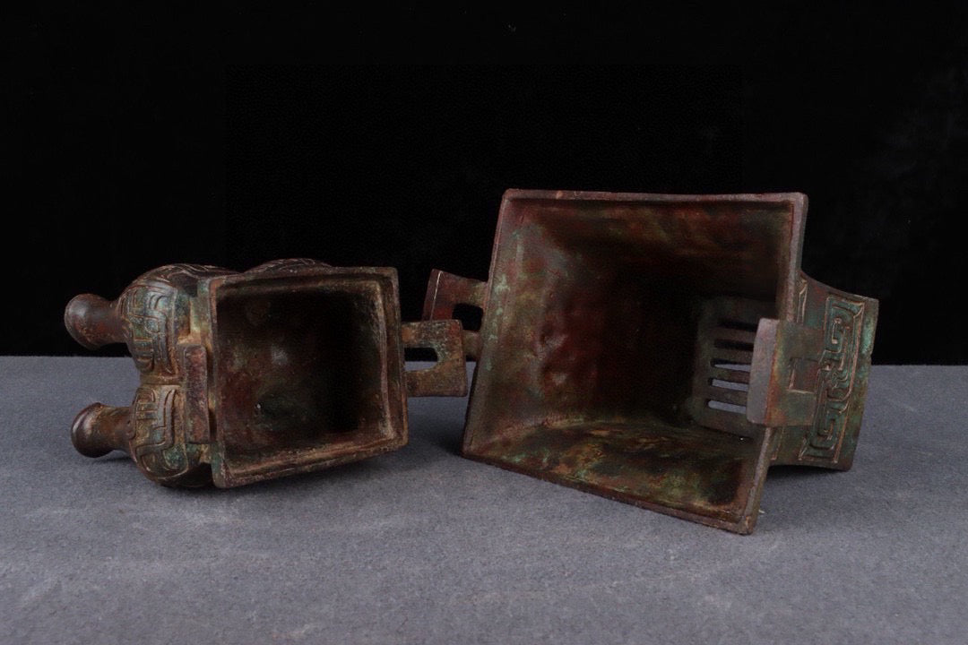 Chinese antique bronze double-layer steaming