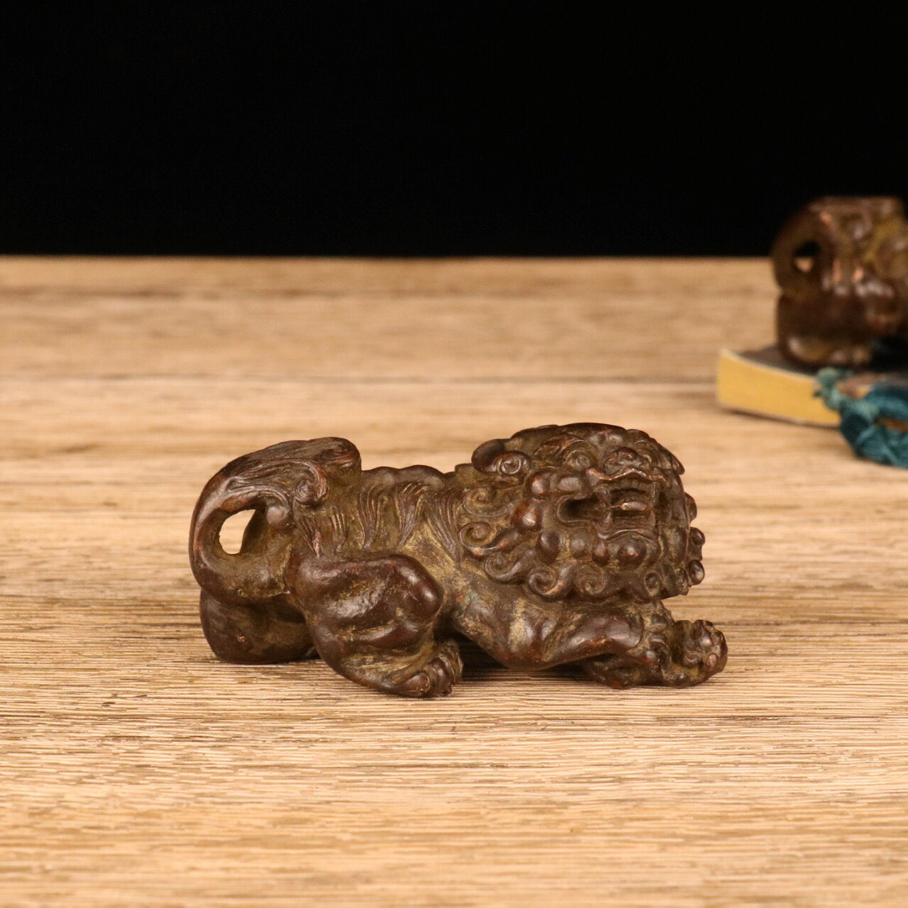 Chinese Antiques vs. Lions