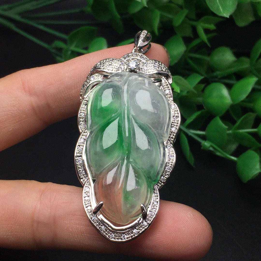 Ice colored golden branches and jade leaves