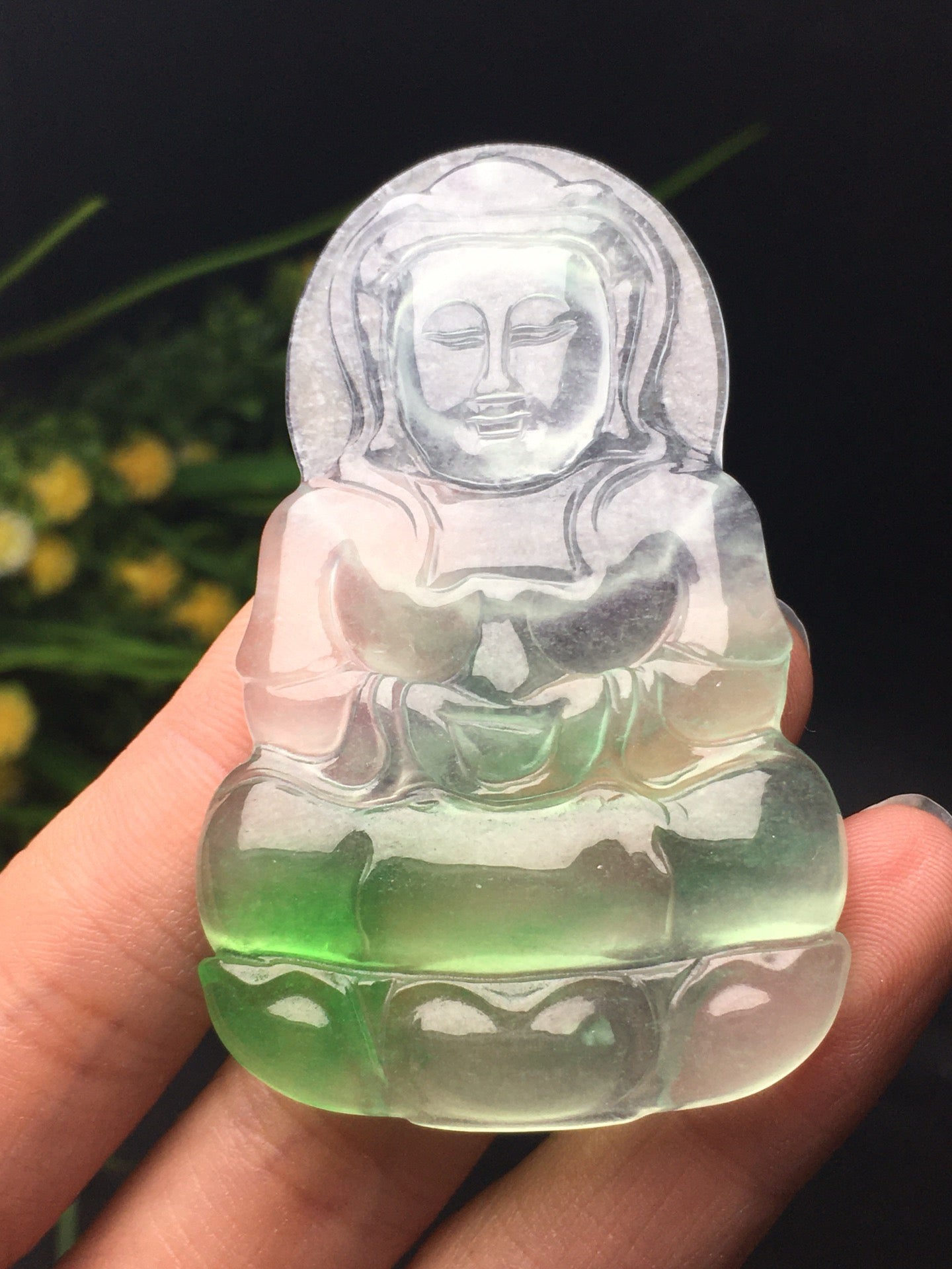 Ice Drifting Green Jade Guanyin