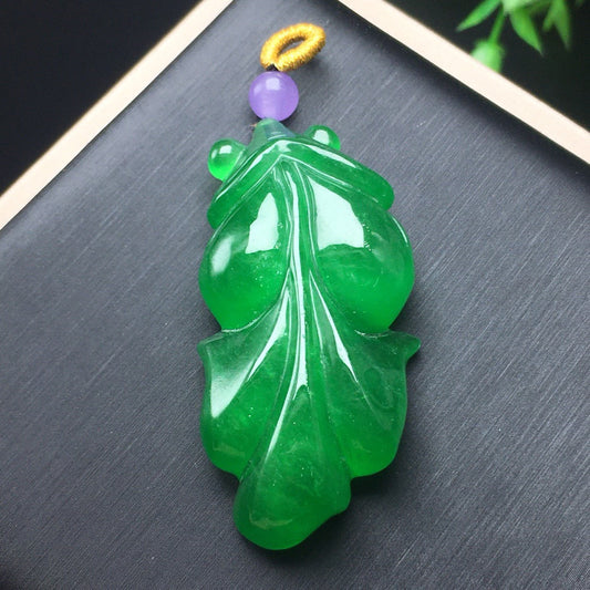 Ice green jade three-dimensional goldfish