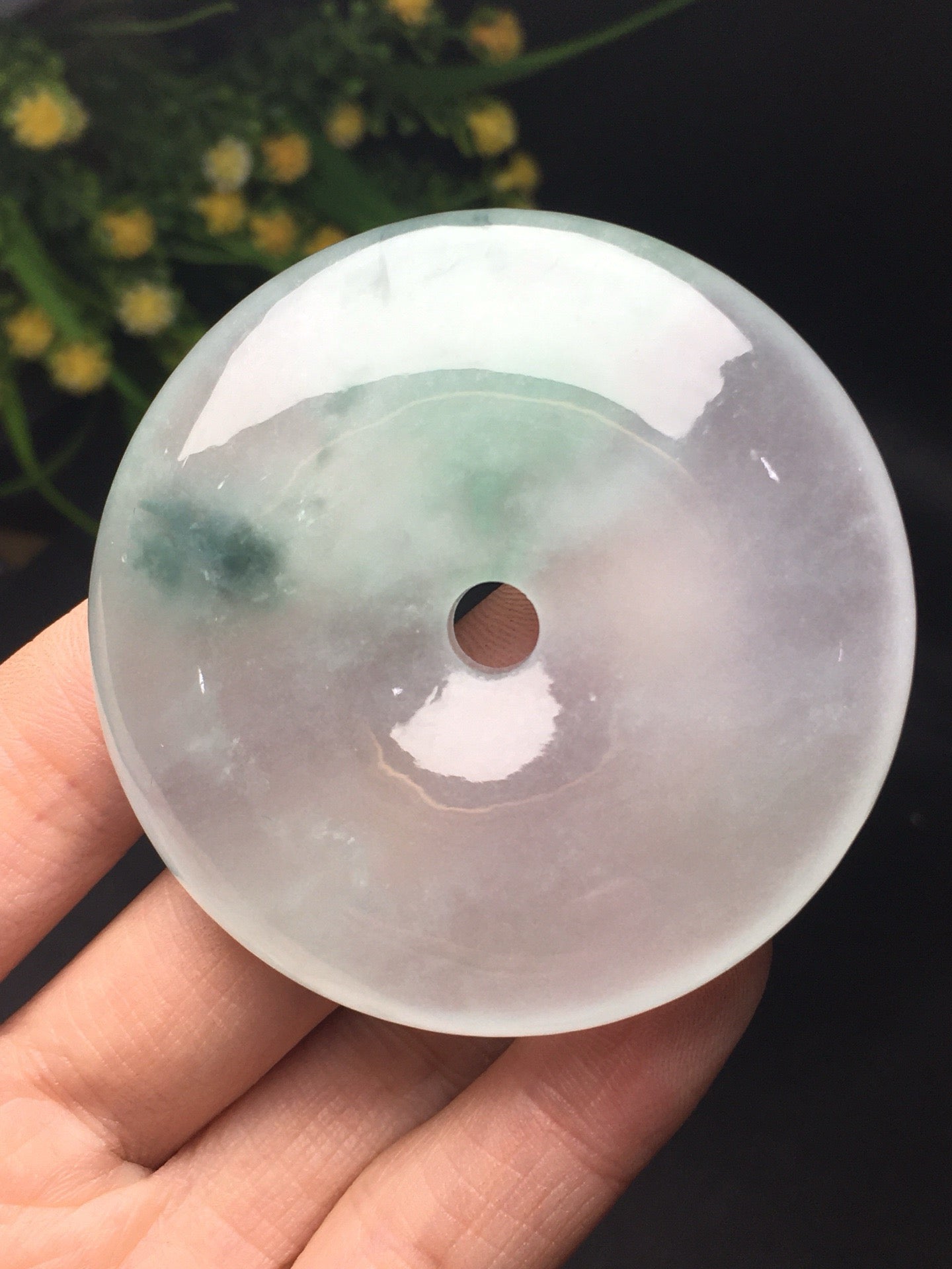 Ice floating flower jade safety buckle