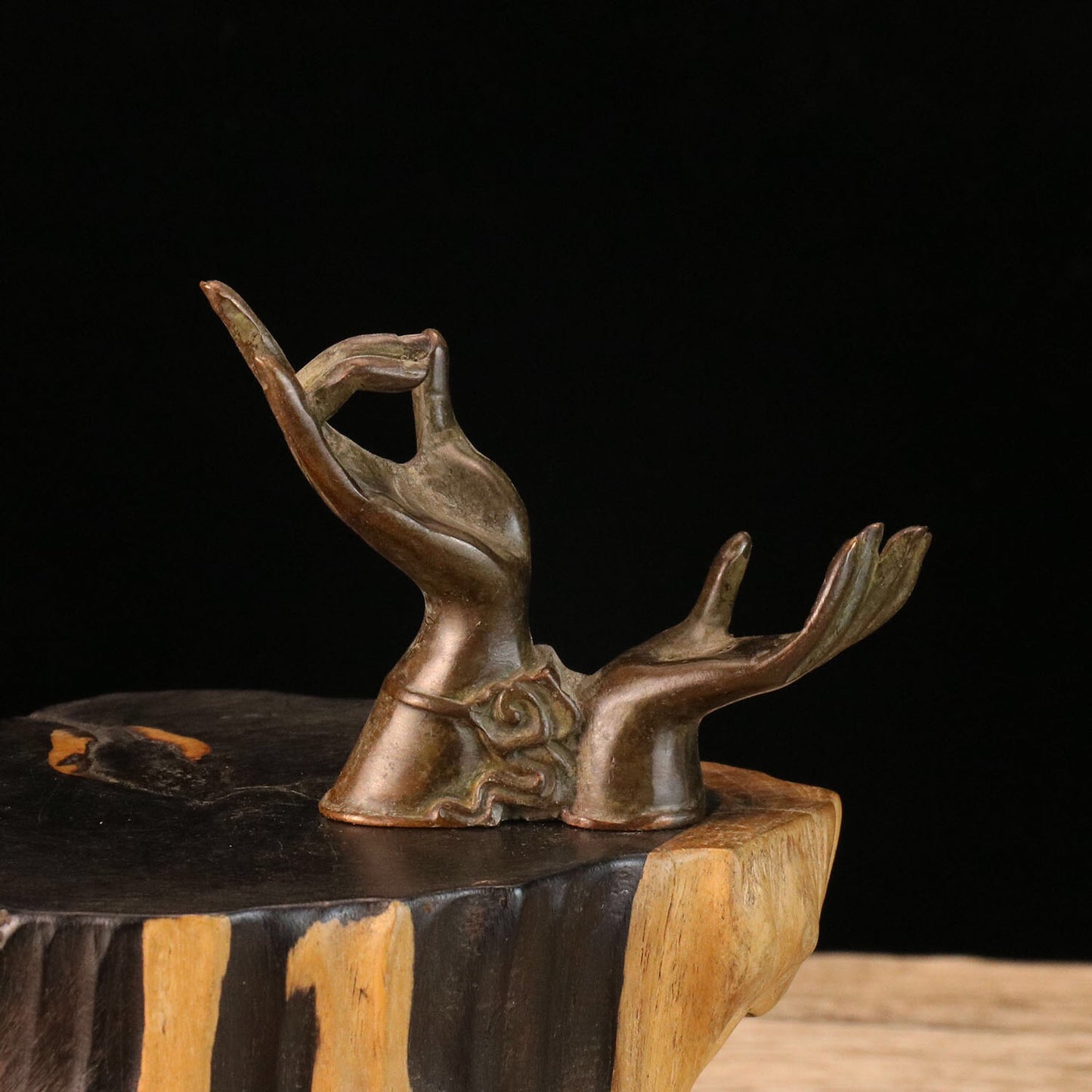 Chinese Antique Buddha's Hand