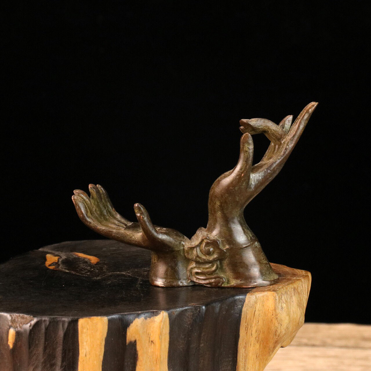 Chinese Antique Buddha's Hand