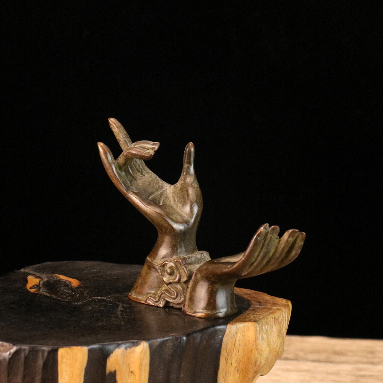 Chinese Antique Buddha's Hand