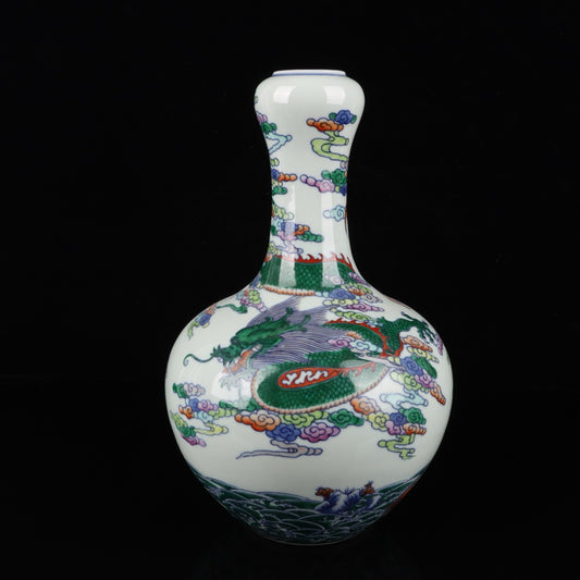 Blue and white Dou Cai Yun Long Wen Garlic Bottle
