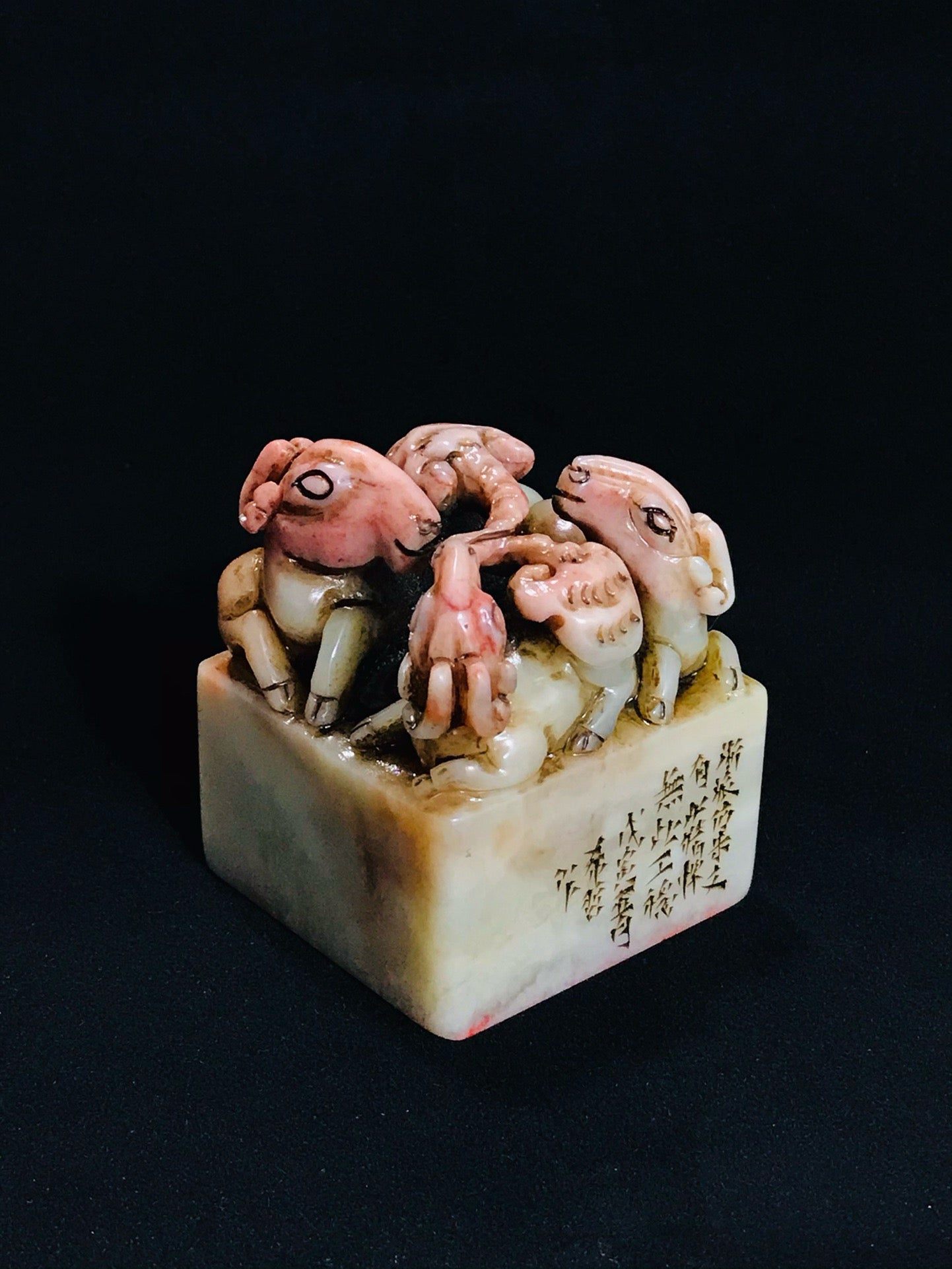 Chinese antique Shoushan stone fine craftsmanship seal ornament