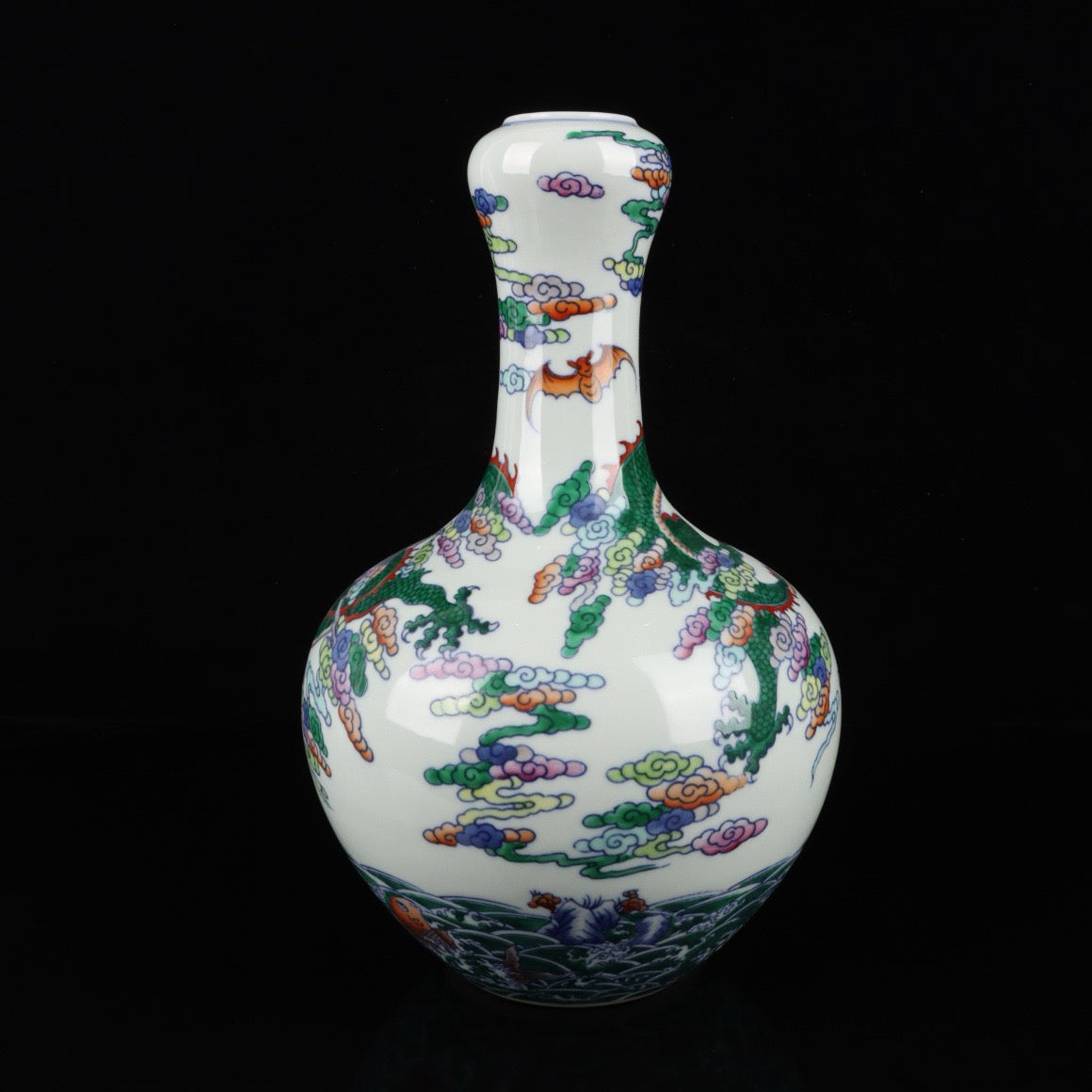 Blue and white Dou Cai Yun Long Wen Garlic Bottle