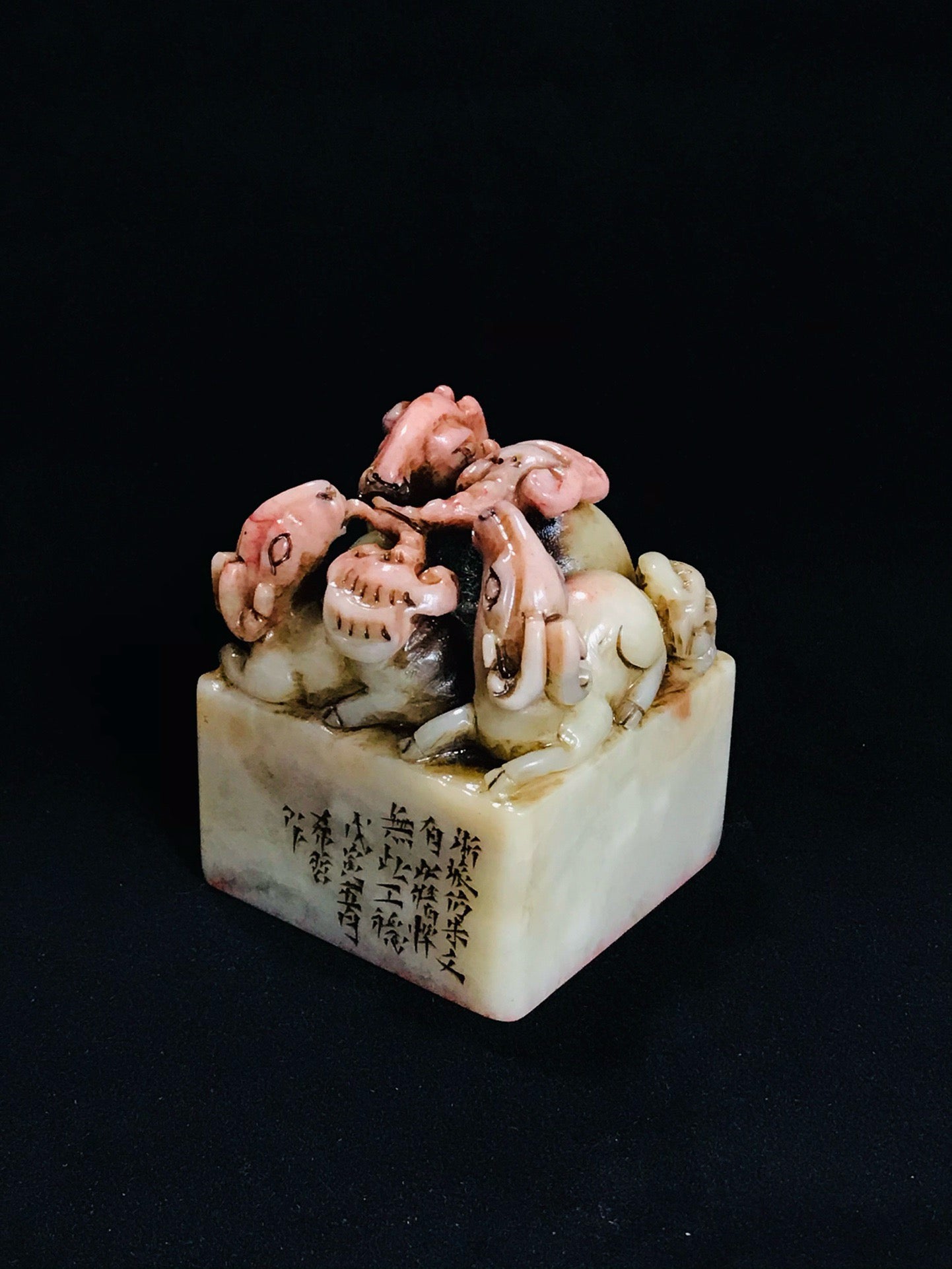 Chinese antique Shoushan stone fine craftsmanship seal ornament