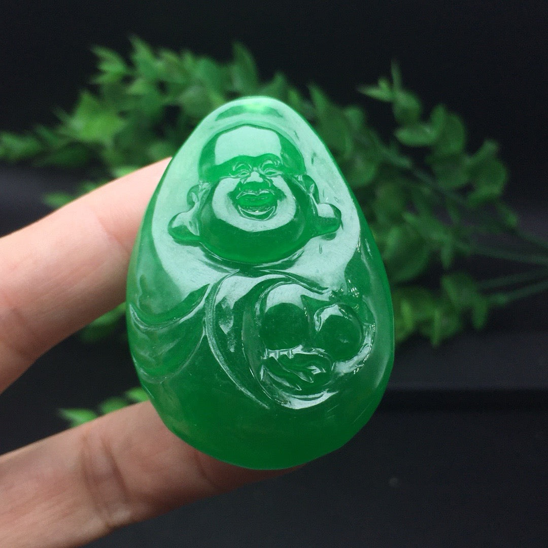 Ice Green Jade Following the Shape Buddha