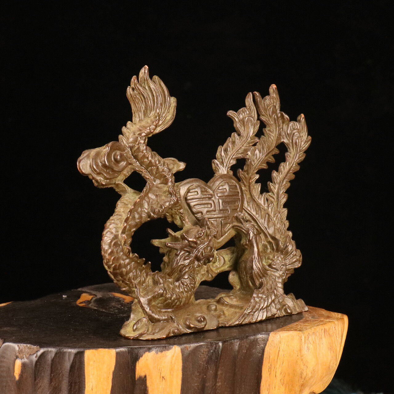 Chinese antique dragon and phoenix double happiness ornaments