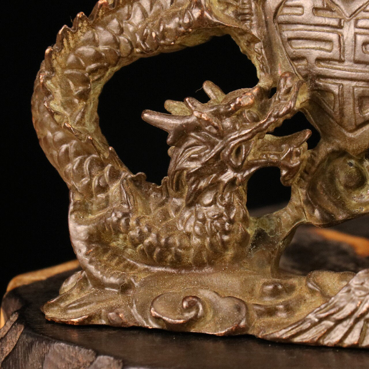 Chinese antique dragon and phoenix double happiness ornaments