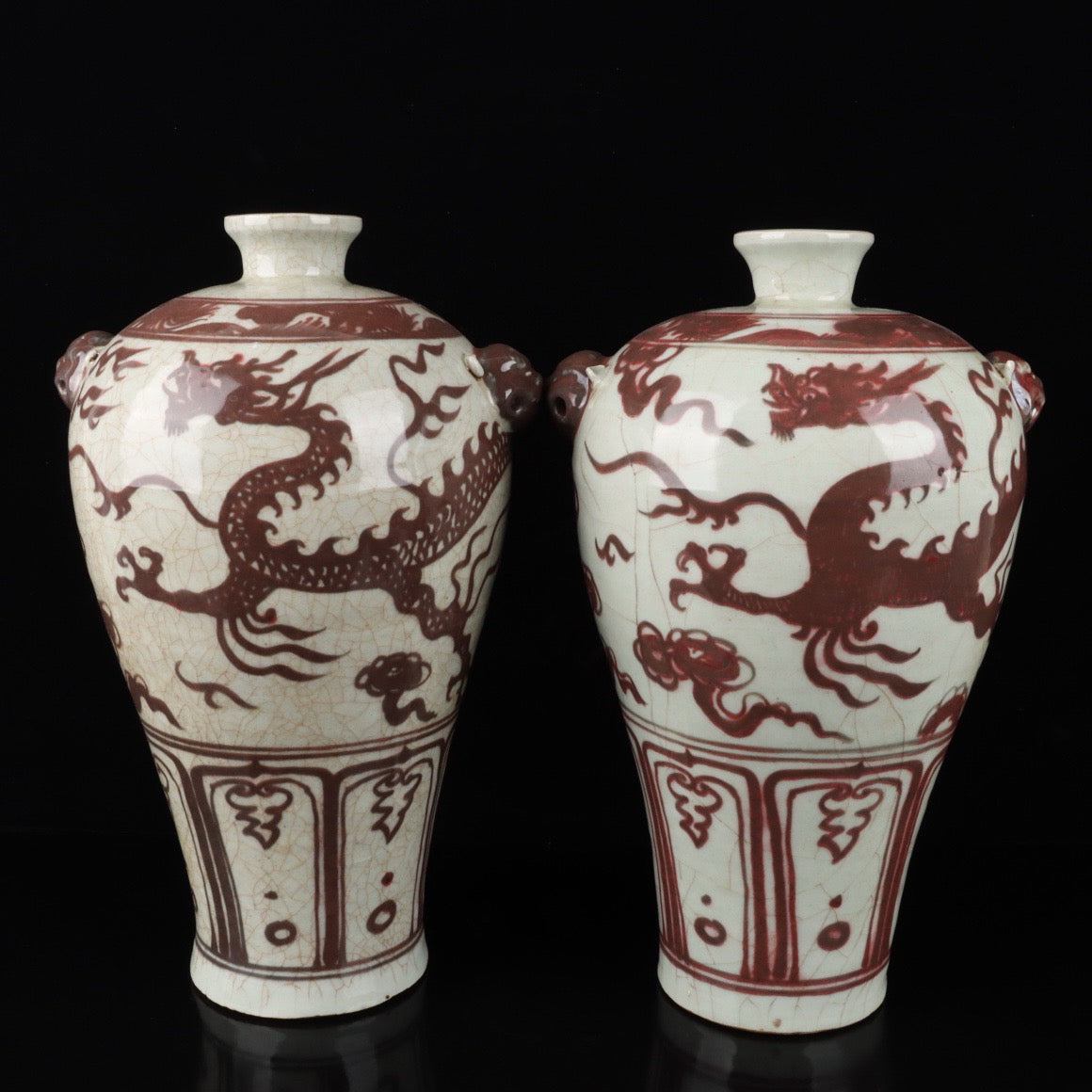 A pair of plum vases with cloud and dragon patterns