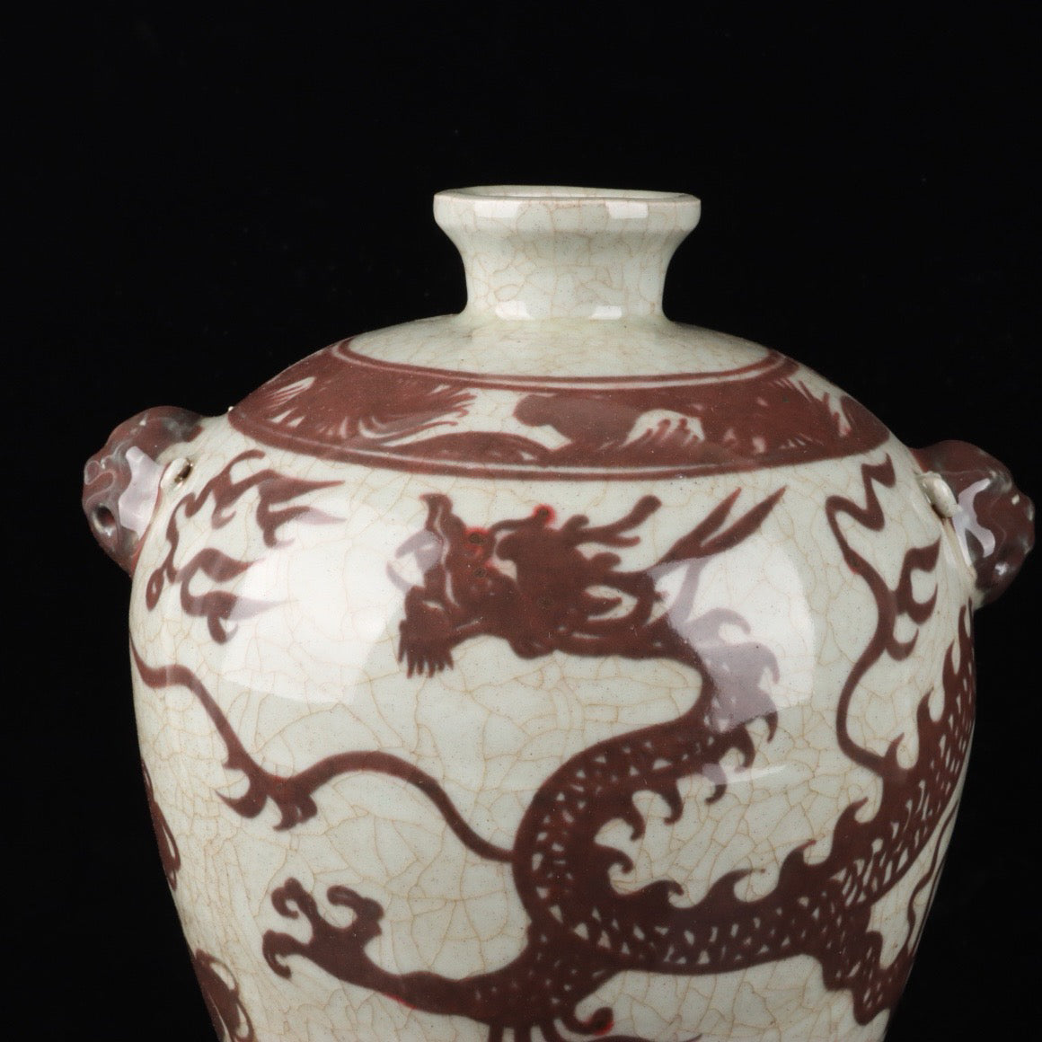 A pair of plum vases with cloud and dragon patterns