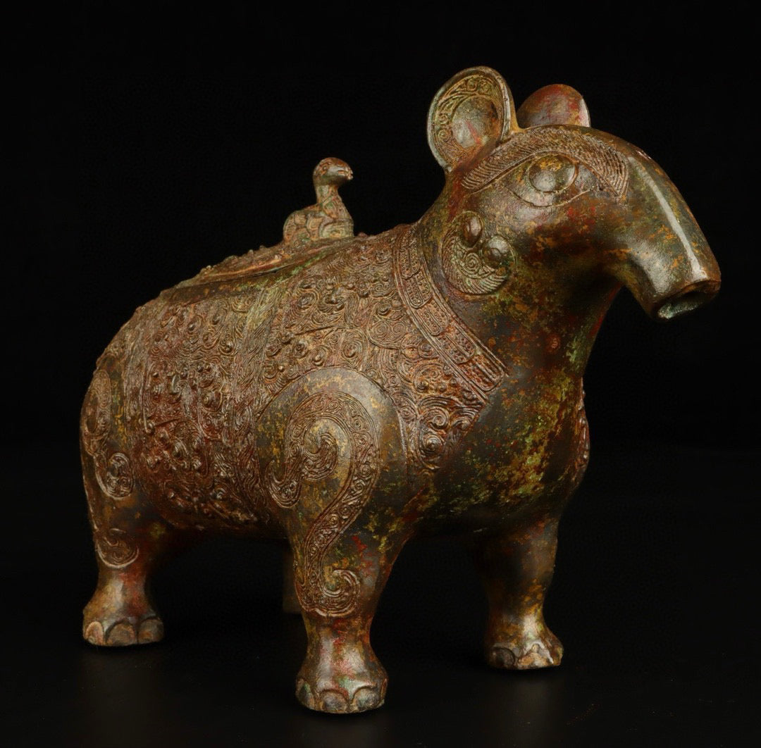 Chinese antique bronze auspicious beast statue