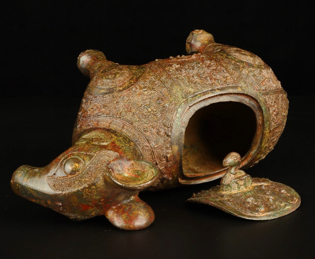 Chinese antique bronze auspicious beast statue