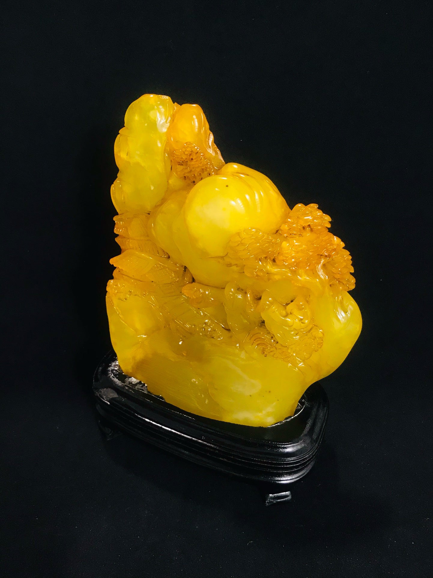 Chinese antique Shoushan Tian Huangshi ornaments