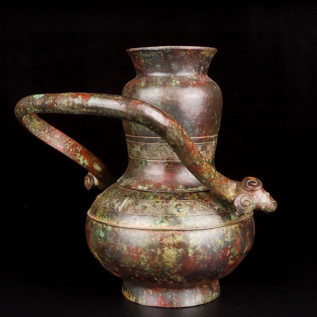 Chinese antique bronze lifting beam teapot