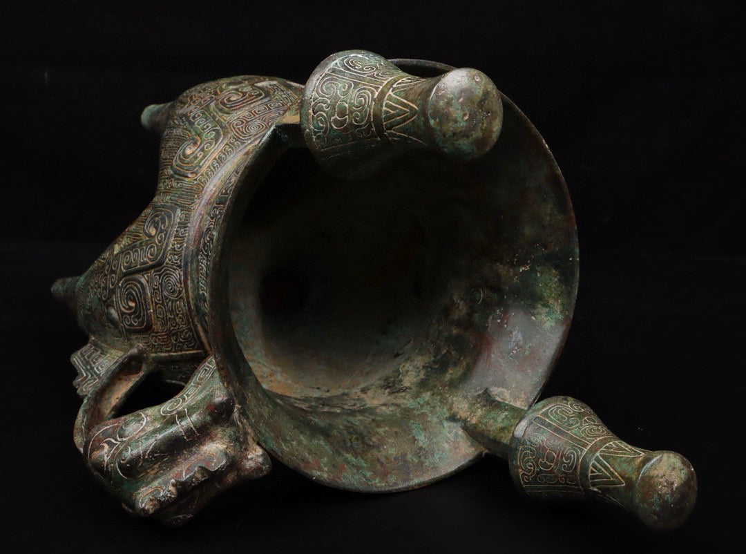 Chinese antique bronze beast faced bronze vessel
