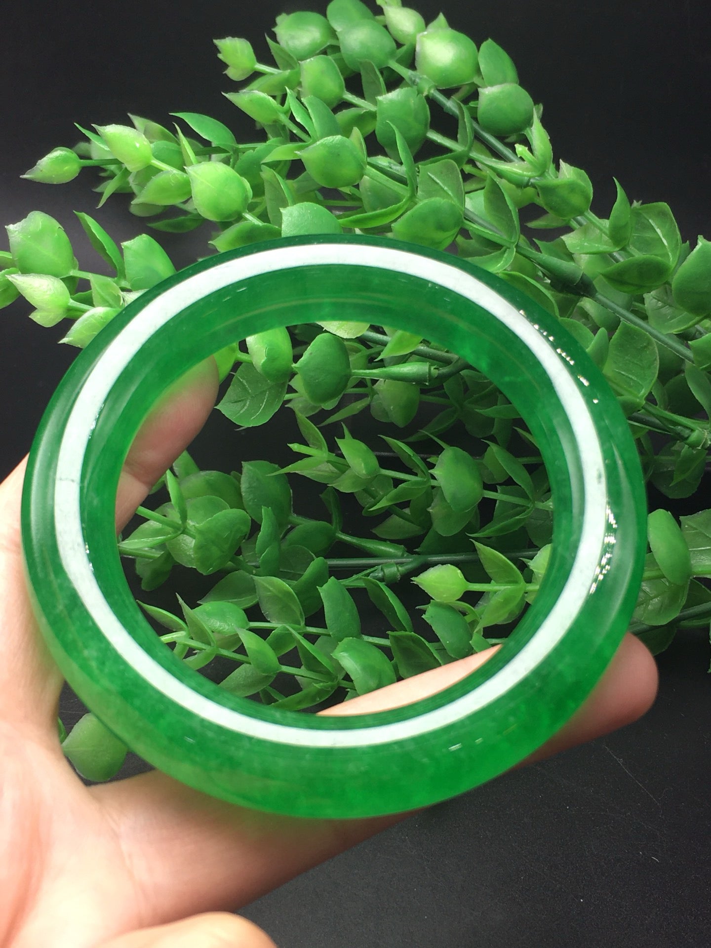 Ice green jade round bracelet