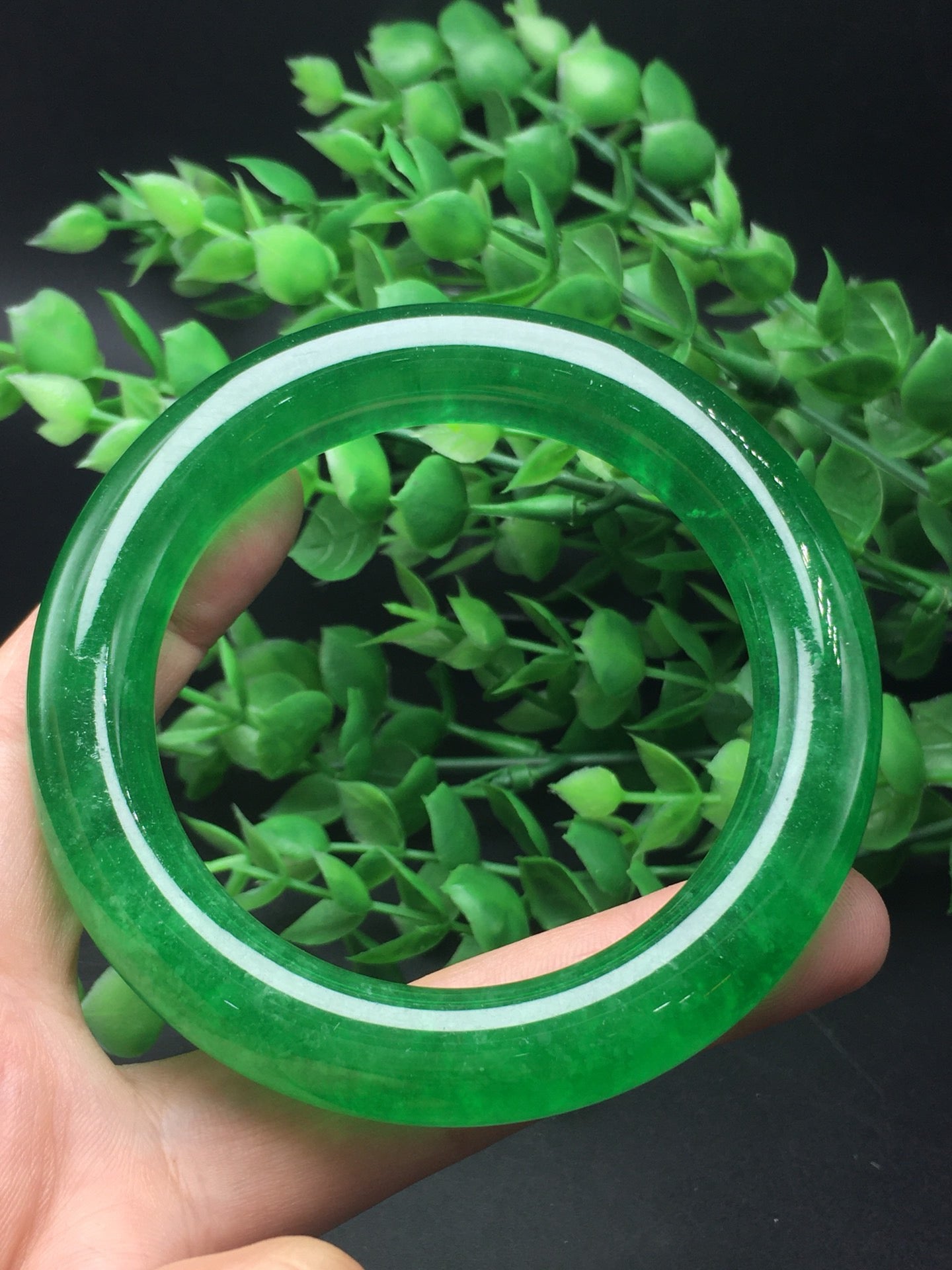 Ice green jade round bracelet