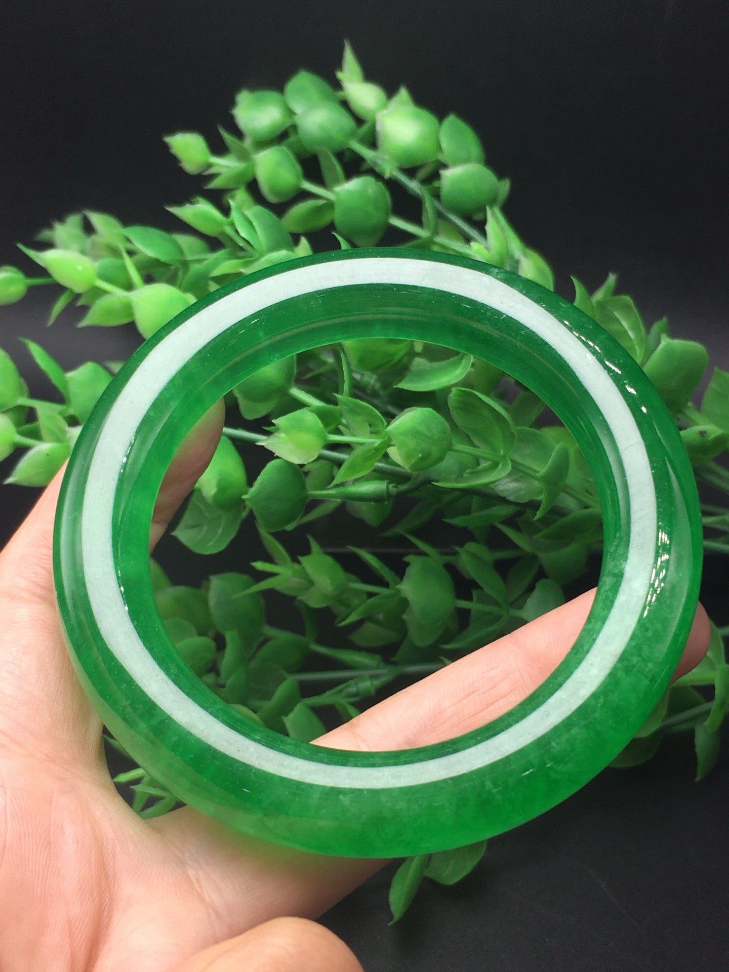Ice green jade round bracelet
