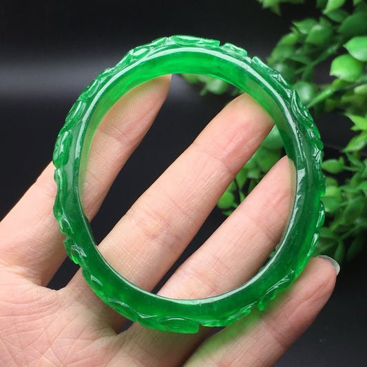 Ice green carved noble consort jade bracelet