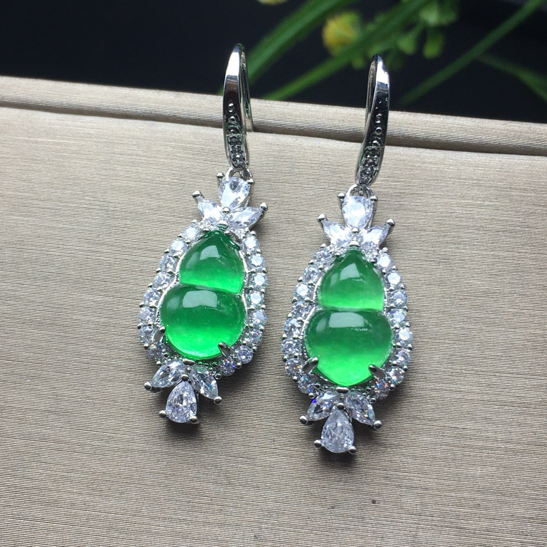 Ice Green Jade Gourd Earrings