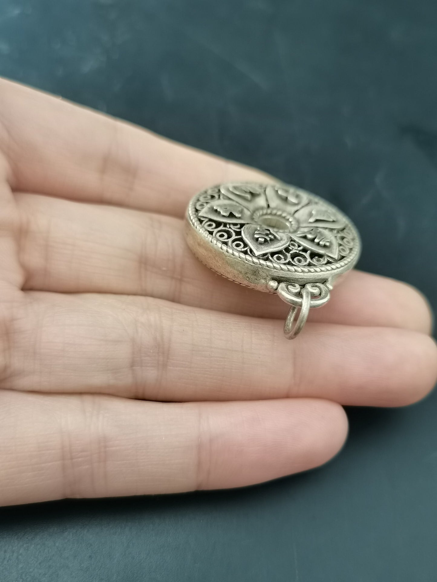 Chinese antique silver hollow pendant